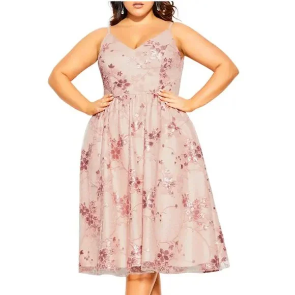 NWT - City Chic Plus Size Sequin Flower Dress - Ballet Pink Floral - Size 14 - Picture 2 of 6